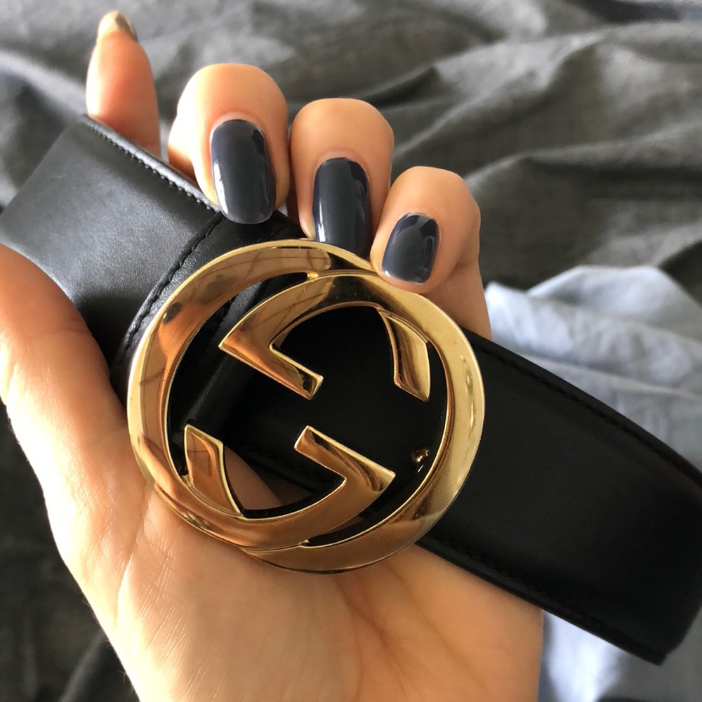 Gucci belt with logo belt buckle
